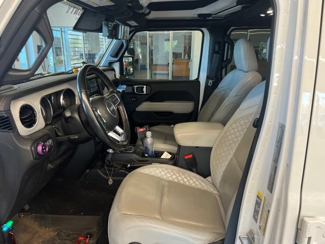 Used 2021 Jeep Gladiator Overland AWD/4WD image 14