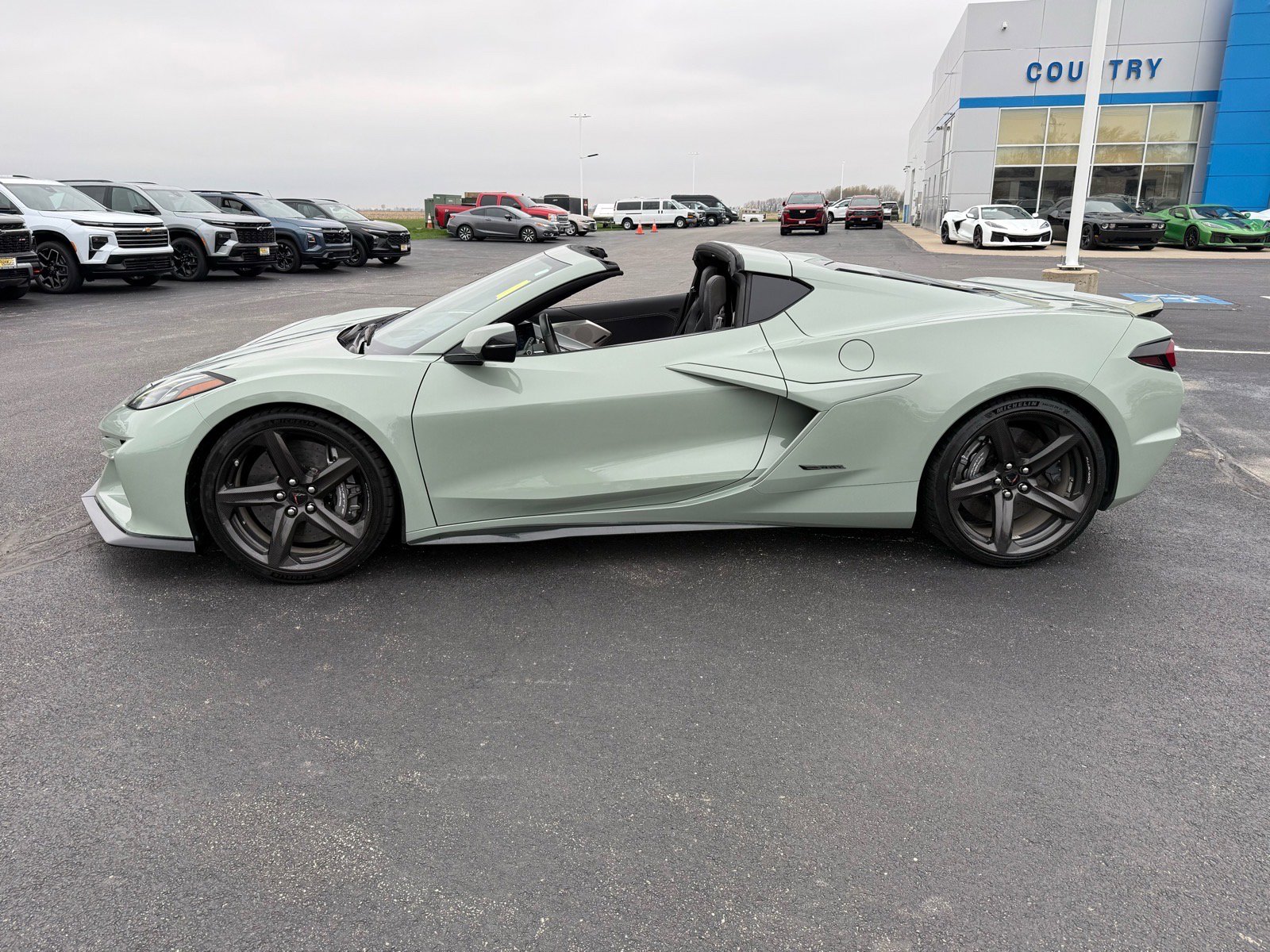 Used 2024 Chevrolet Corvette E-Ray w/ ZER Performance Package AWD/4WD image 3
