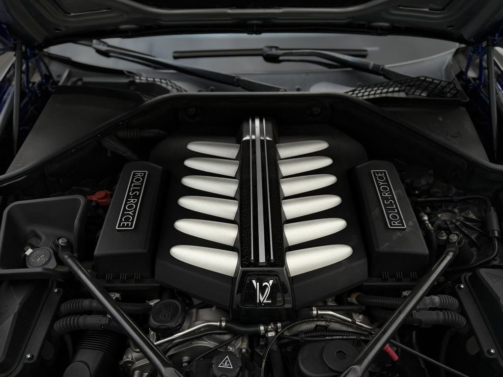 Used 2014 Rolls-Royce Wraith image 57