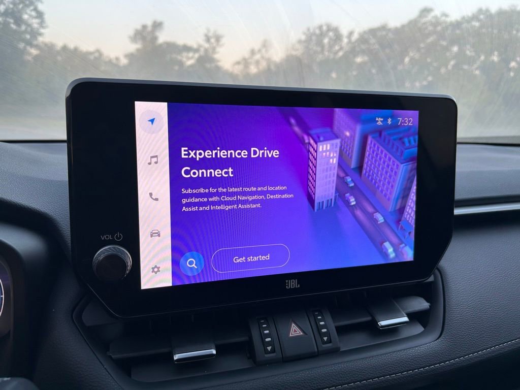 Used 2024 Toyota RAV4 Limited image 24