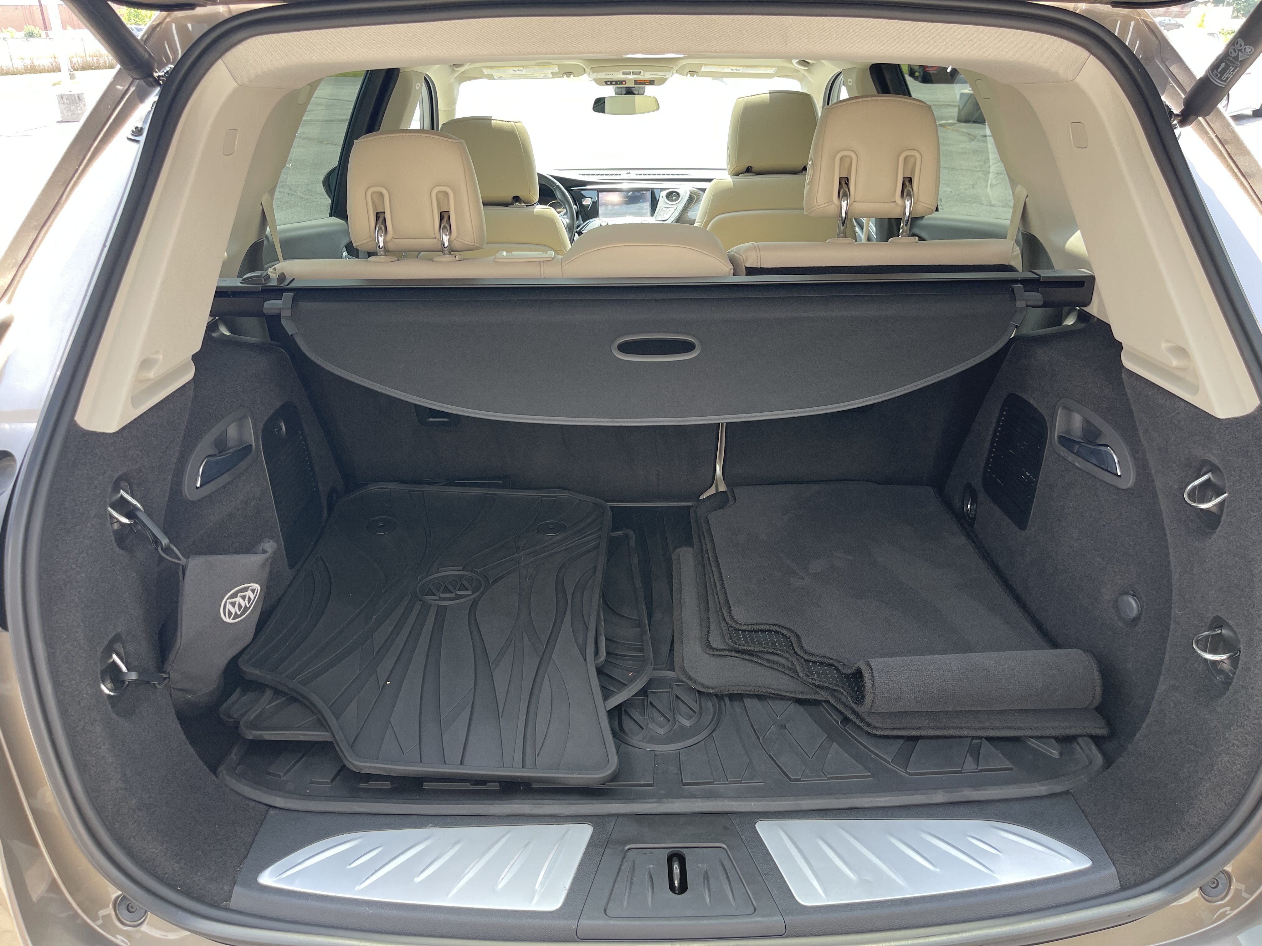 Used 2019 Buick Envision Premium w/ Driver Confidence Package AWD/4WD image 9