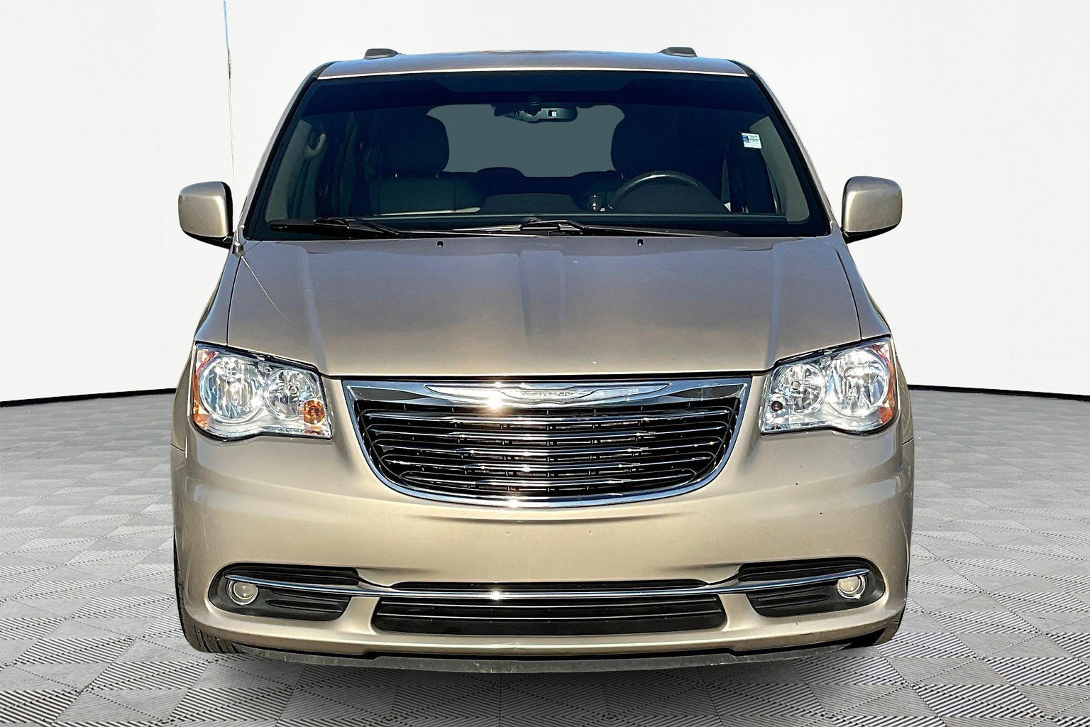 Used 2012 Chrysler Town & Country Touring w/ Entertainment Group #1 image 3