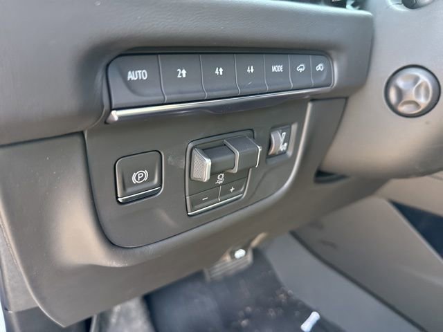 Used 2026 Cadillac Escalade Platinum Sport w/ LPO, ONYX Package image 18