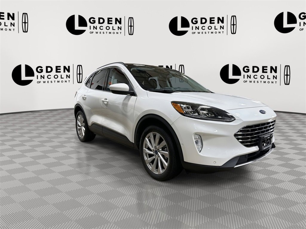 Used 2022 Ford Escape Titanium w/ Titanium Elite Package image 2