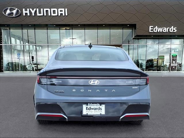 New 2025 Hyundai Sonata Limited image 6