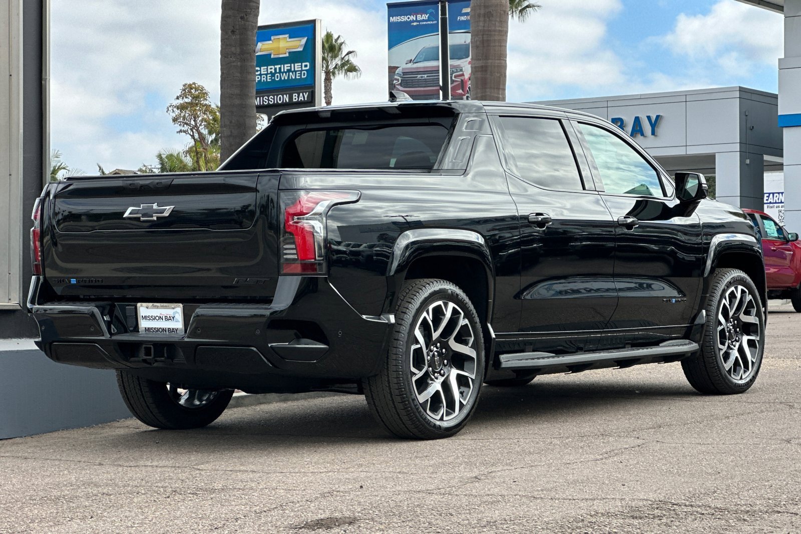 New 2024 Chevrolet Silverado EV RST image 4