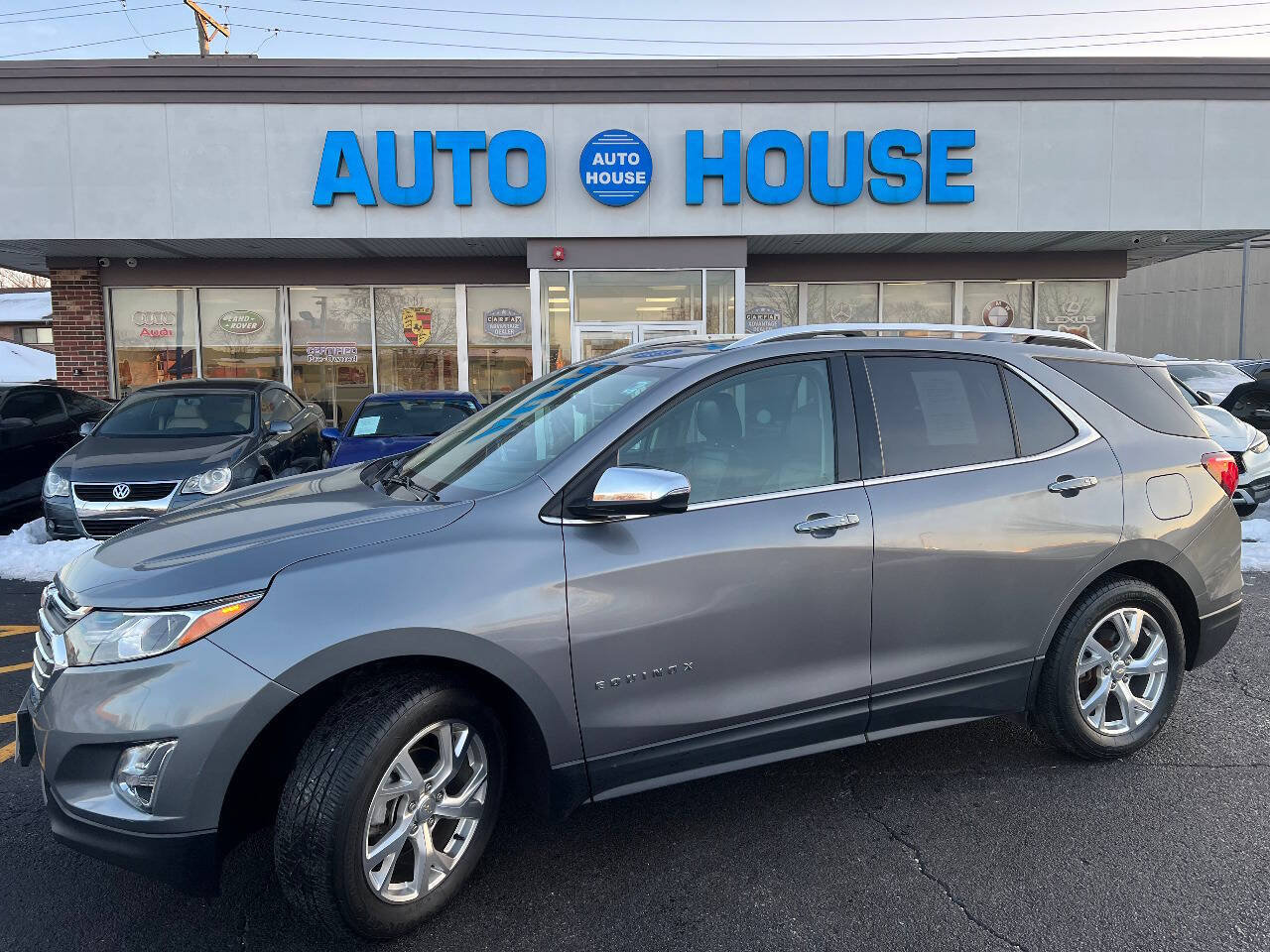 Used 2019 Chevrolet Equinox Premier FWD image 3