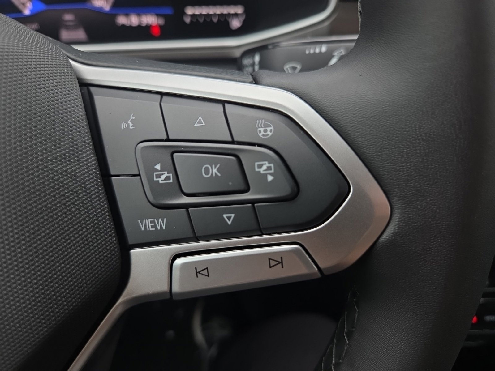 New 2027 Volkswagen Taos SE AWD/4WD image 25