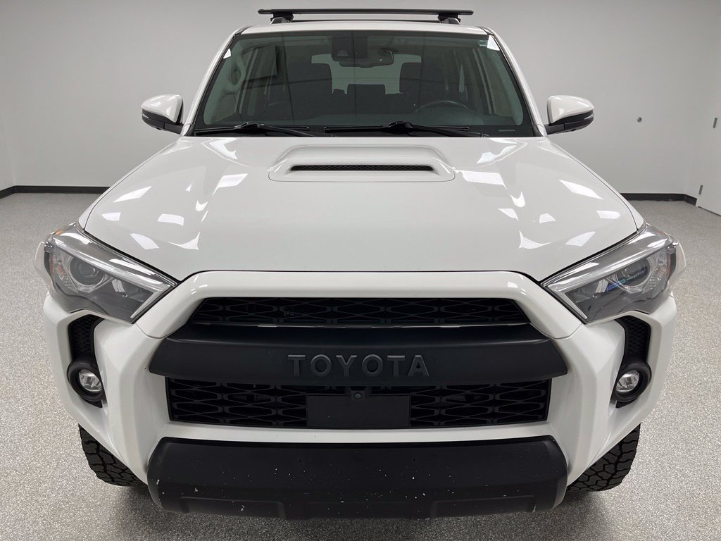 Used 2022 Toyota 4Runner TRD Off-Road Premium AWD/4WD image 3