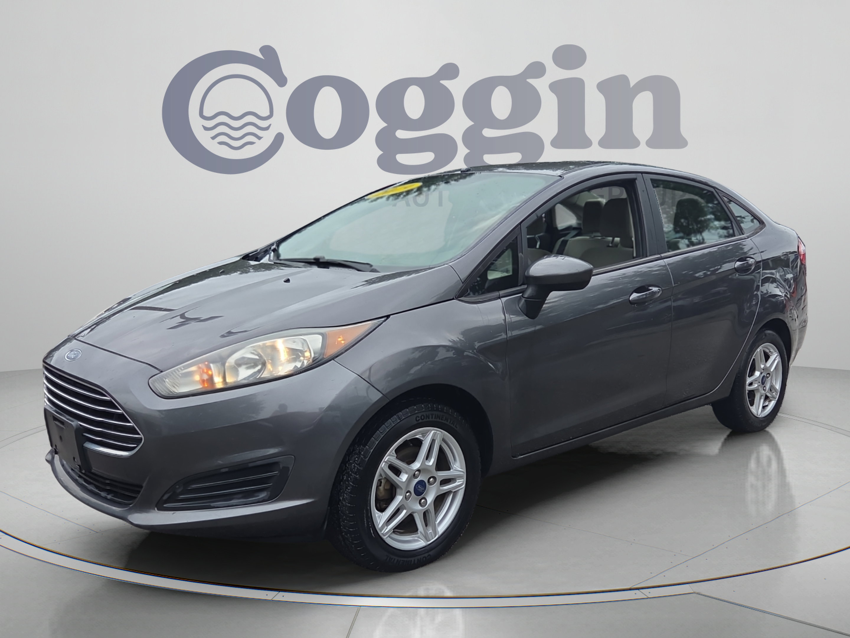 Used 2019 Ford Fiesta SE FWD image 1
