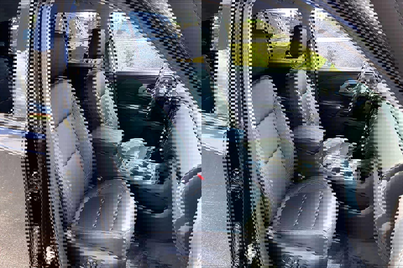 Used 2020 Chevrolet Traverse RS FWD image 8