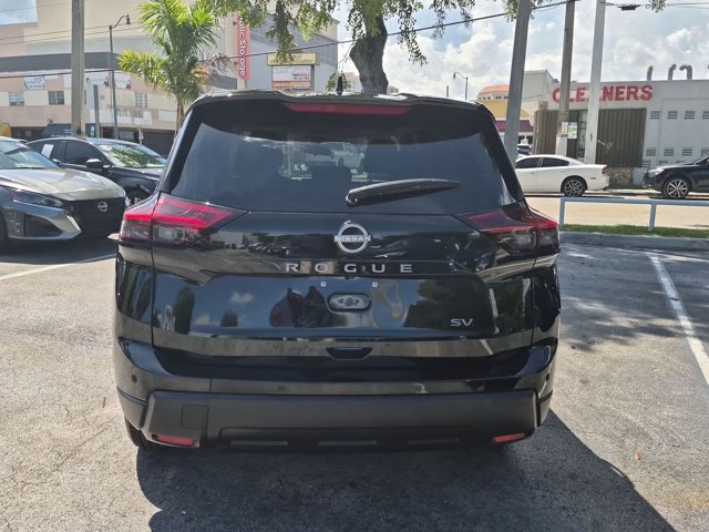 Used 2024 Nissan Rogue SV FWD image 7