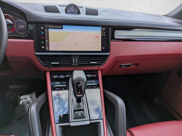 Used 2023 Porsche Cayenne Platinum Edition image 12