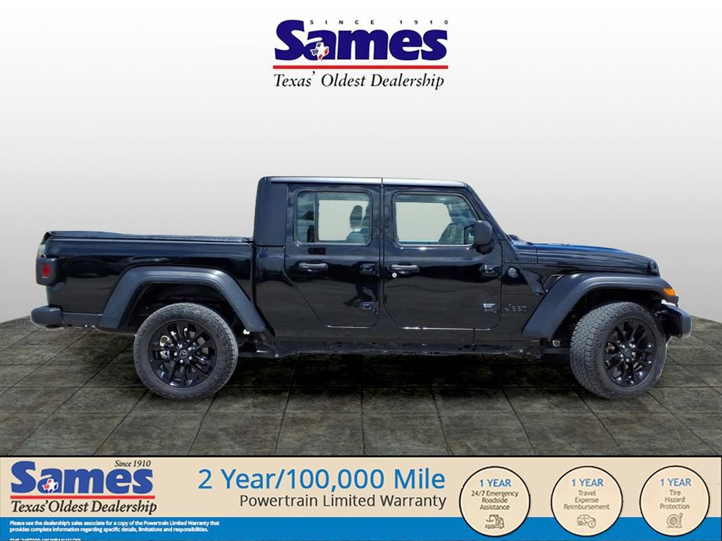 Used 2024 Jeep Gladiator Sport image 3