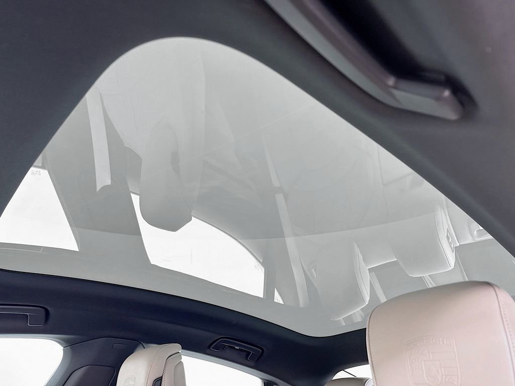 Certified 2024 Porsche Taycan image 24