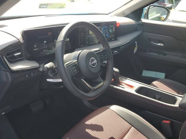 New 2026 Nissan Kicks SR FWD image 12