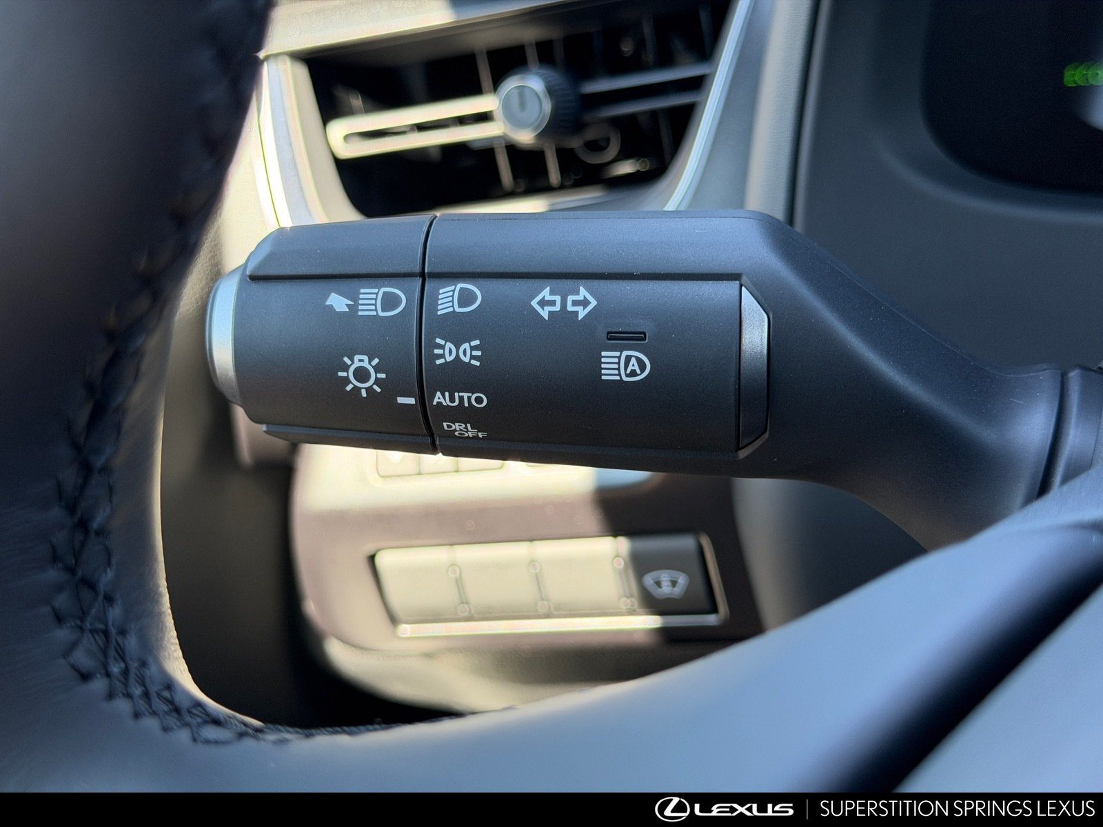 New 2026 Lexus UX 300h FWD w/ Accessory Package (Z1) image 21