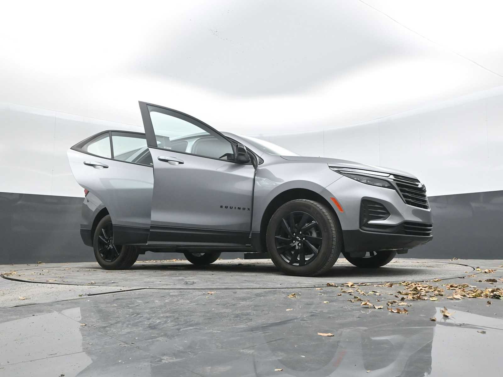 Used 2024 Chevrolet Equinox LS w/ Sport Edition image 45