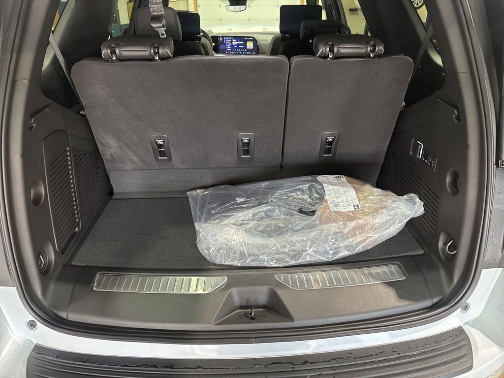 New 2026 Chevrolet Tahoe Premier image 13