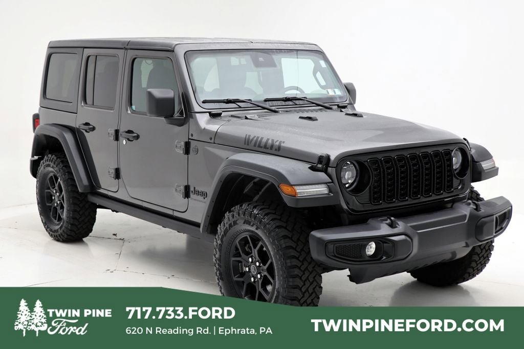 Used 2025 Jeep Wrangler Unlimited Sport AWD/4WD image 1