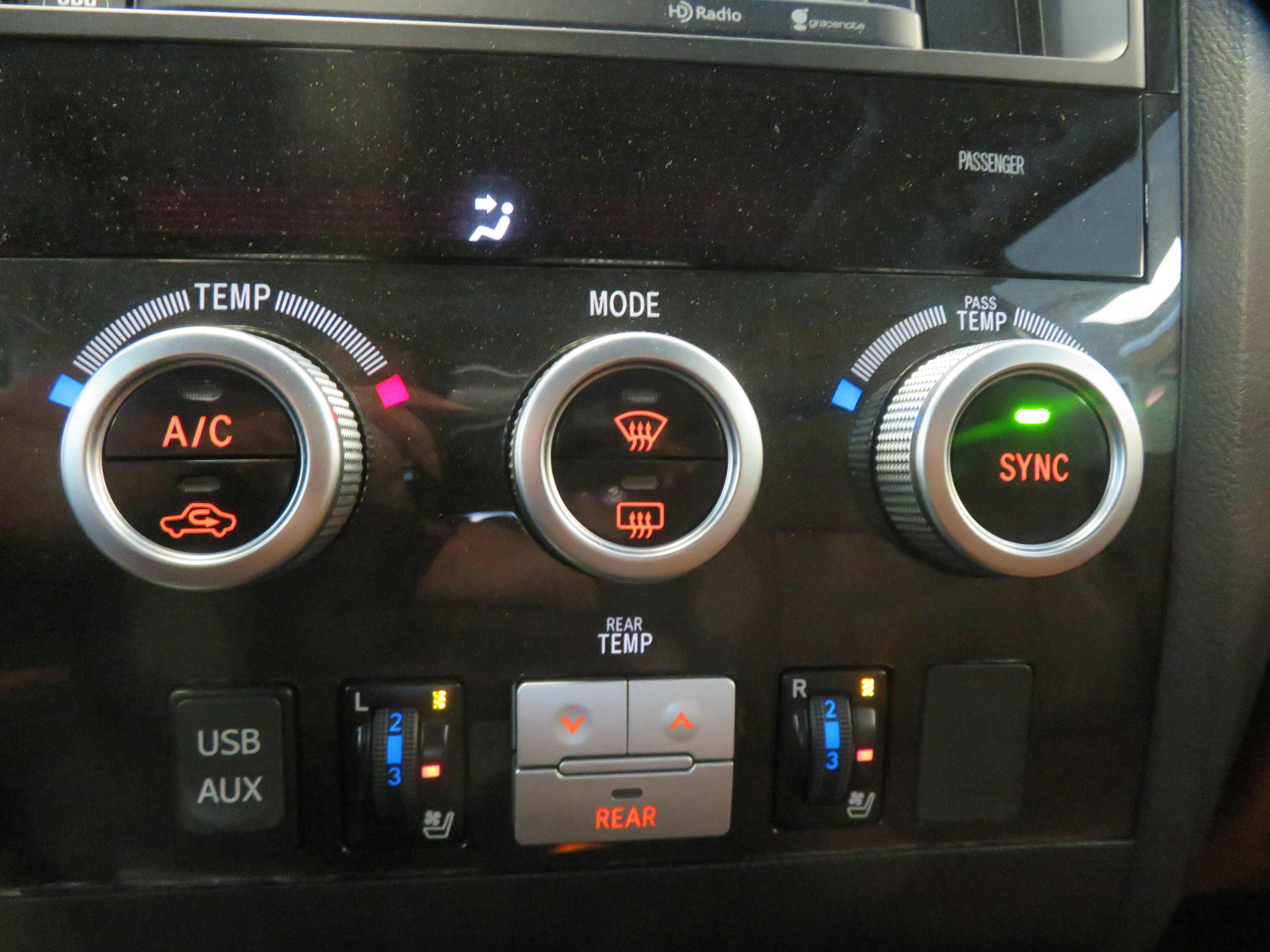 Used 2017 Toyota Sequoia Platinum RWD image 46