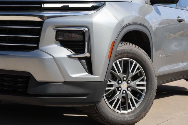 Used 2024 Chevrolet Traverse LT AWD/4WD image 5