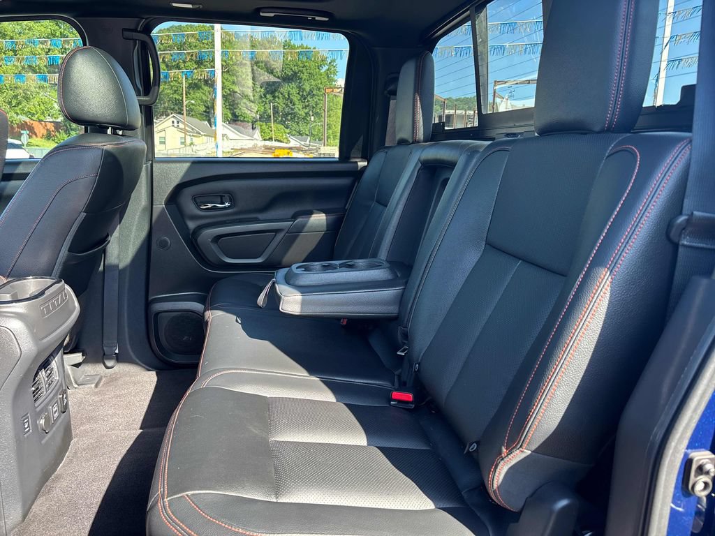 Used 2024 Nissan Titan PRO-4X w/ Pro-4x Convenience Package AWD/4WD image 24