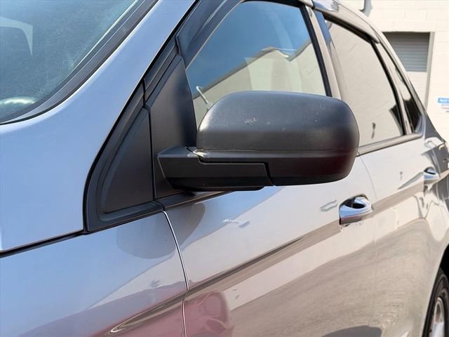 Used 2020 Ford Edge SE AWD/4WD image 7