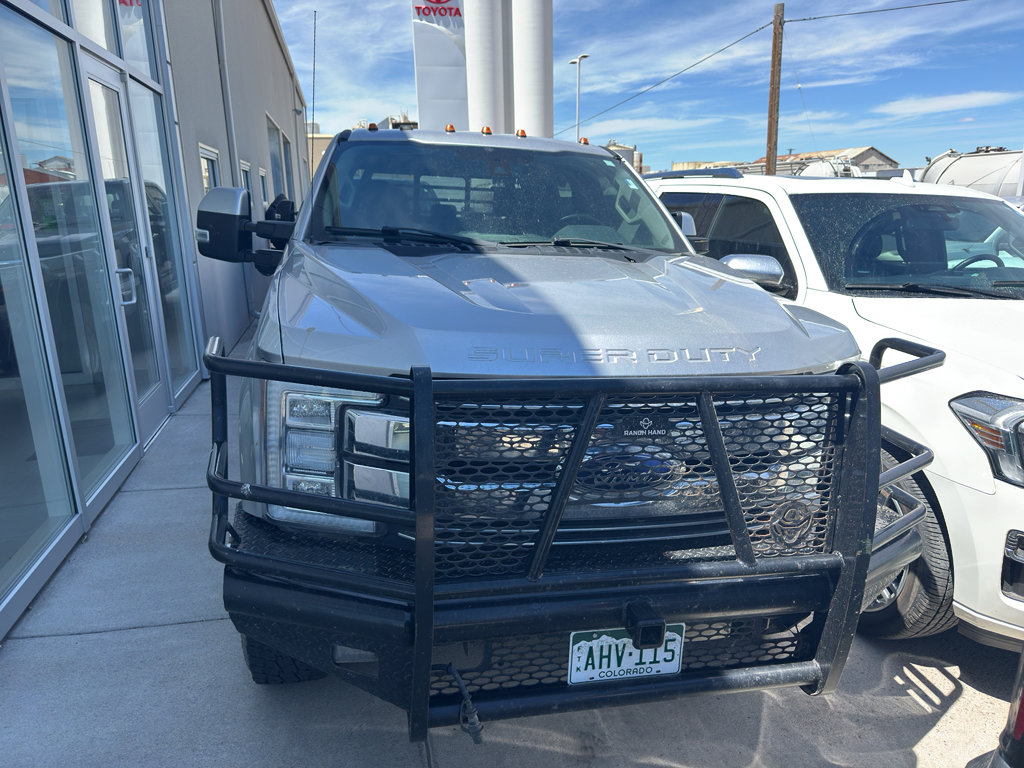 Used 2018 Ford F350 Lariat w/ Lariat Ultimate Package AWD/4WD image 2