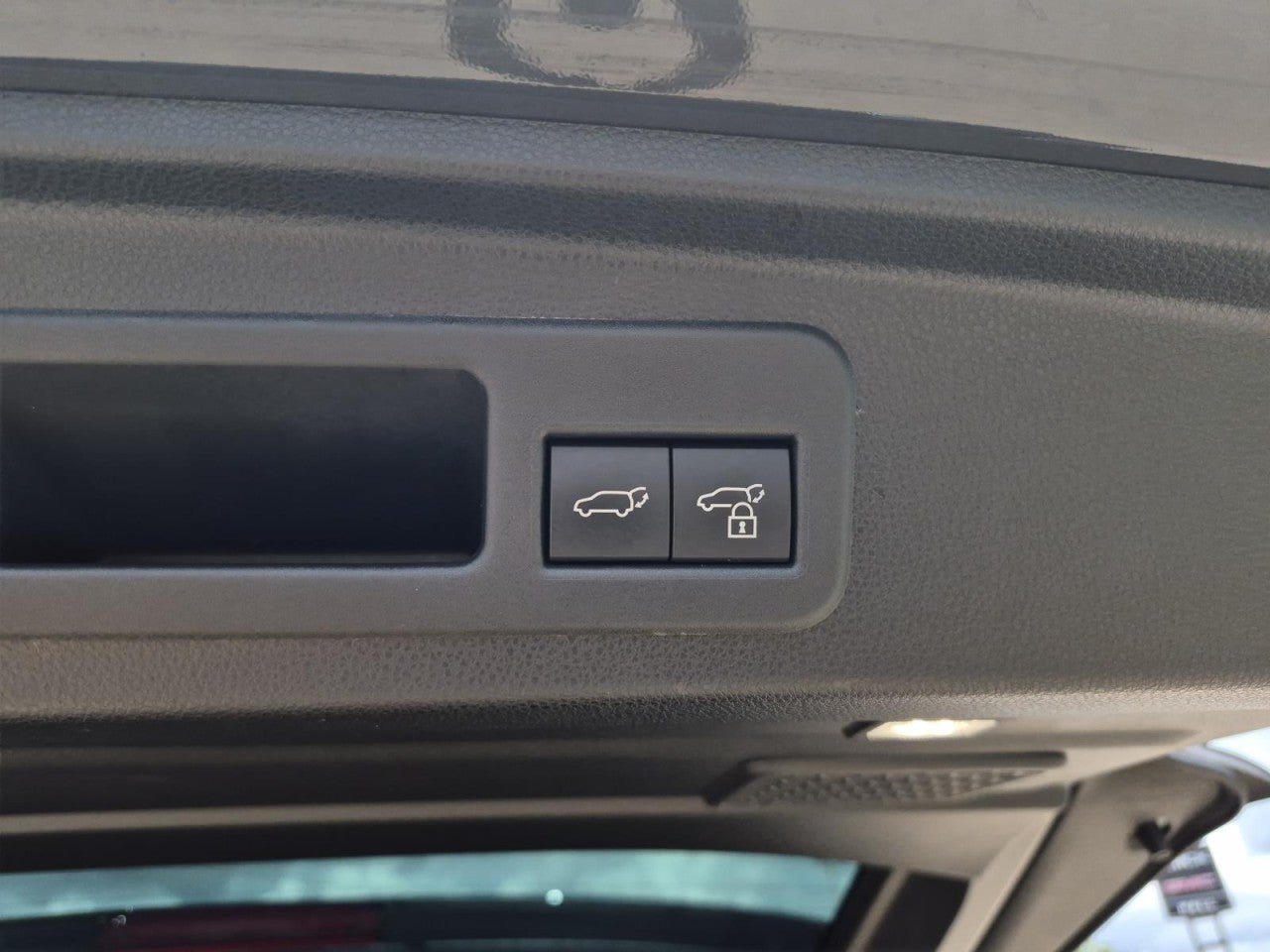 Used 2025 Toyota 4Runner Trailhunter AWD/4WD image 15