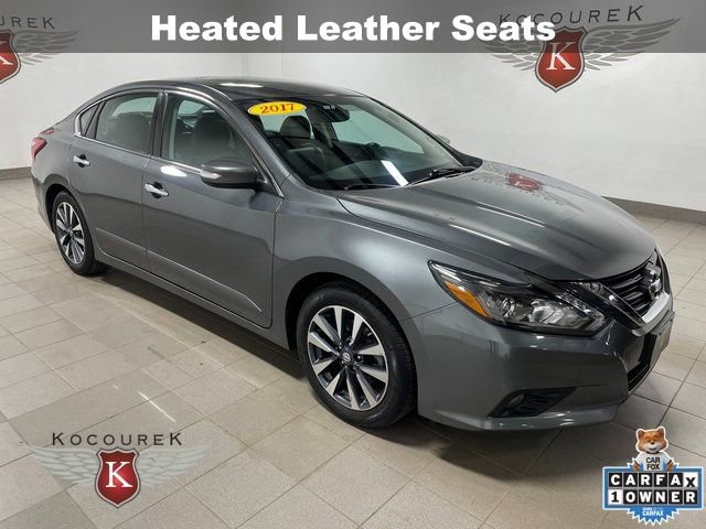 Used 2017 Nissan Altima 2.5 SL w/ 2.5 Technology Package