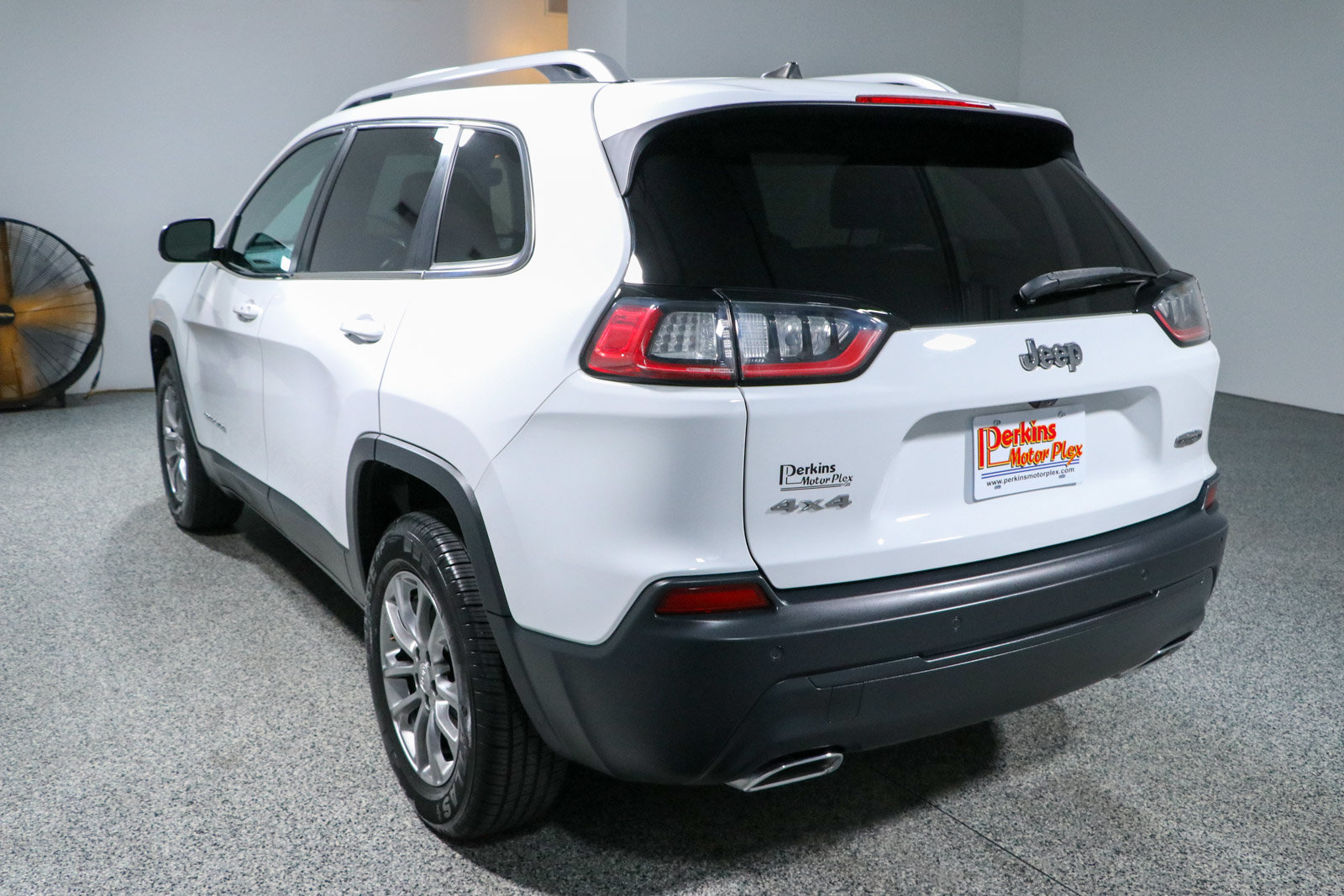 Used 2021 Jeep Cherokee Latitude Lux AWD/4WD image 9