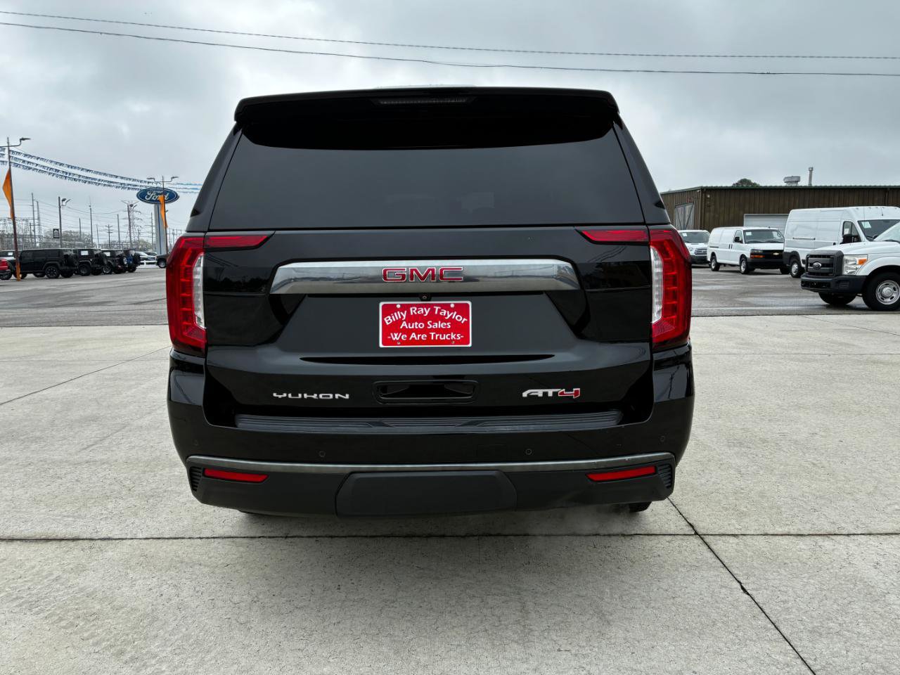 Used 2021 GMC Yukon XL AT4 image 6