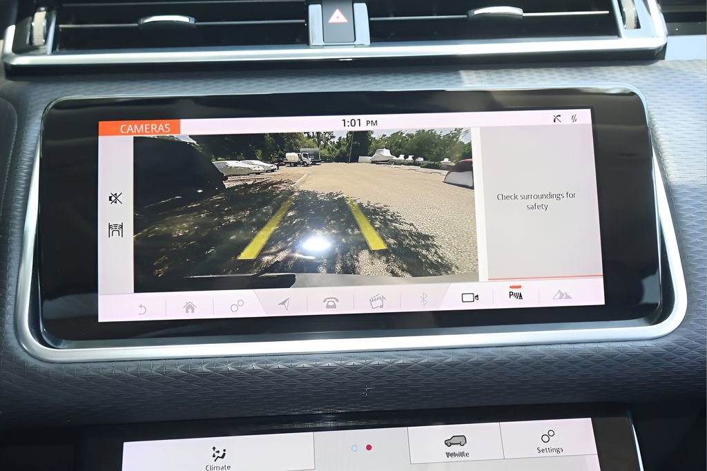 Used 2020 Land Rover Range Rover Velar S AWD/4WD image 23