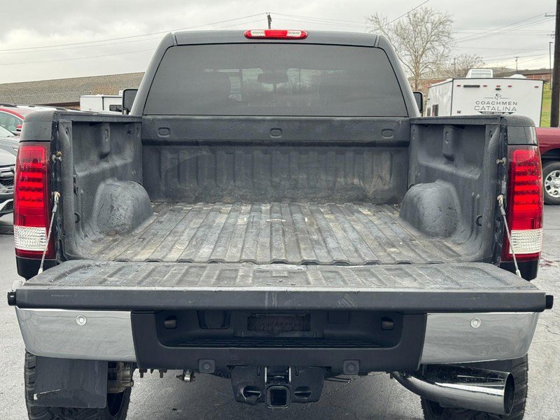 Used 2013 GMC Sierra 2500 SLT w/ SLT Convenience Package image 4
