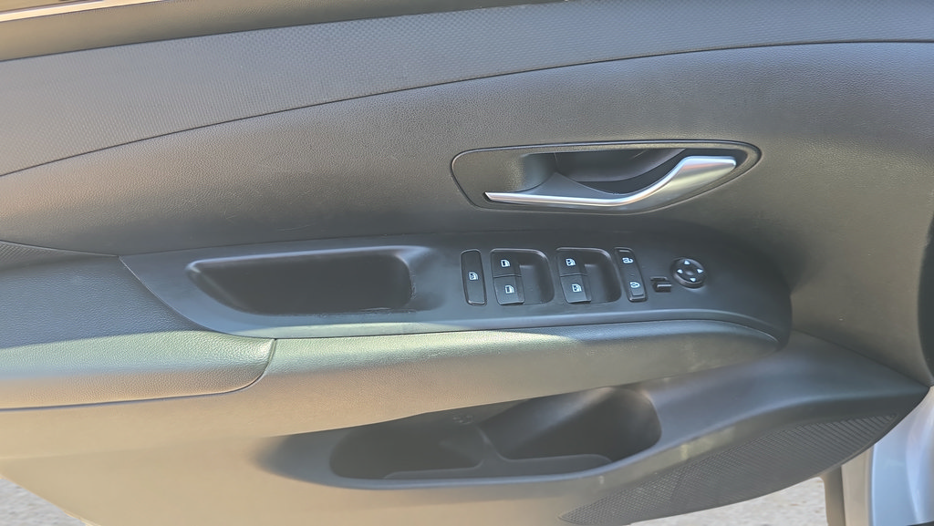 Used 2022 Hyundai Tucson SEL AWD/4WD image 16