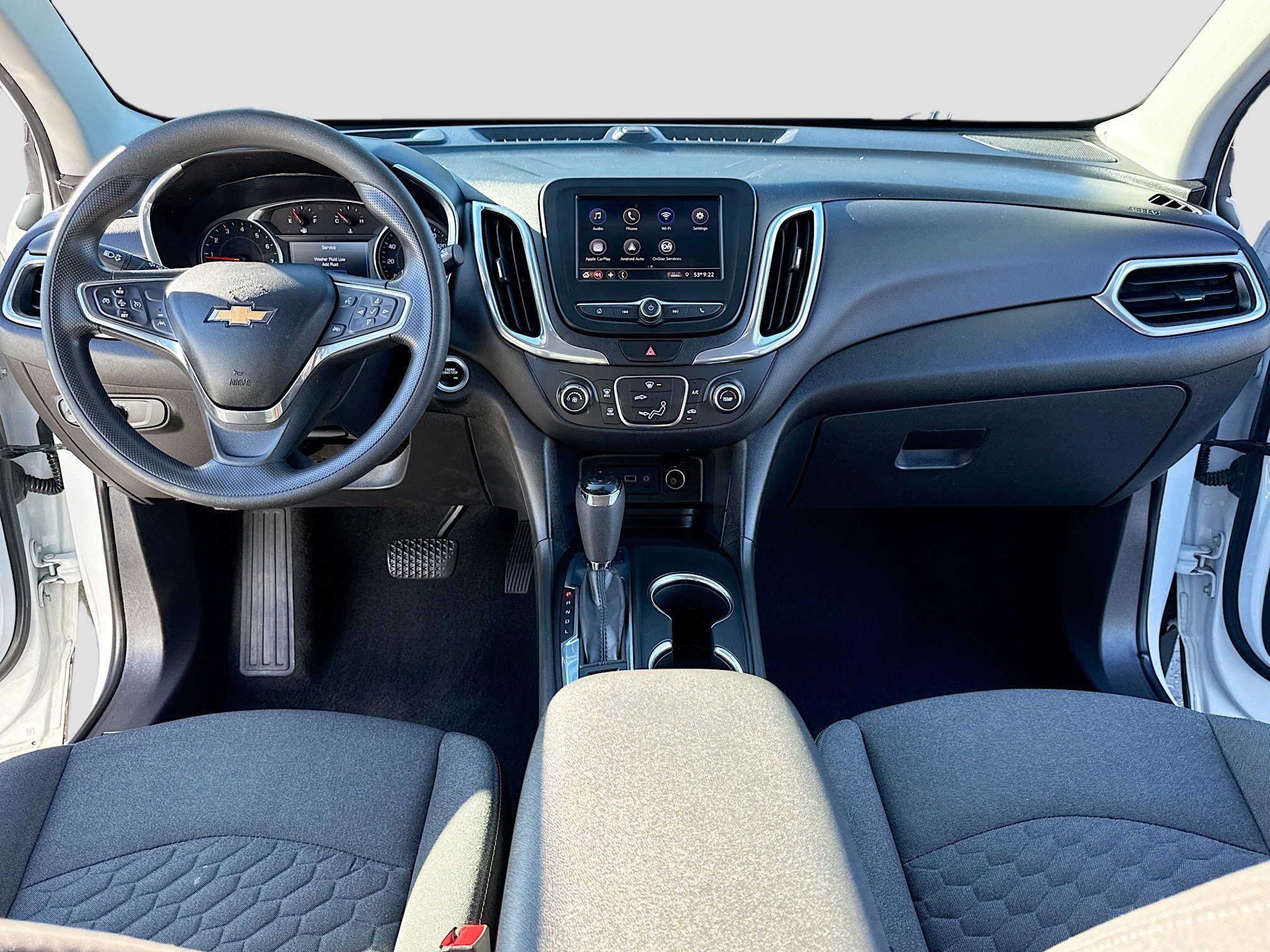 Used 2021 Chevrolet Equinox LT image 3