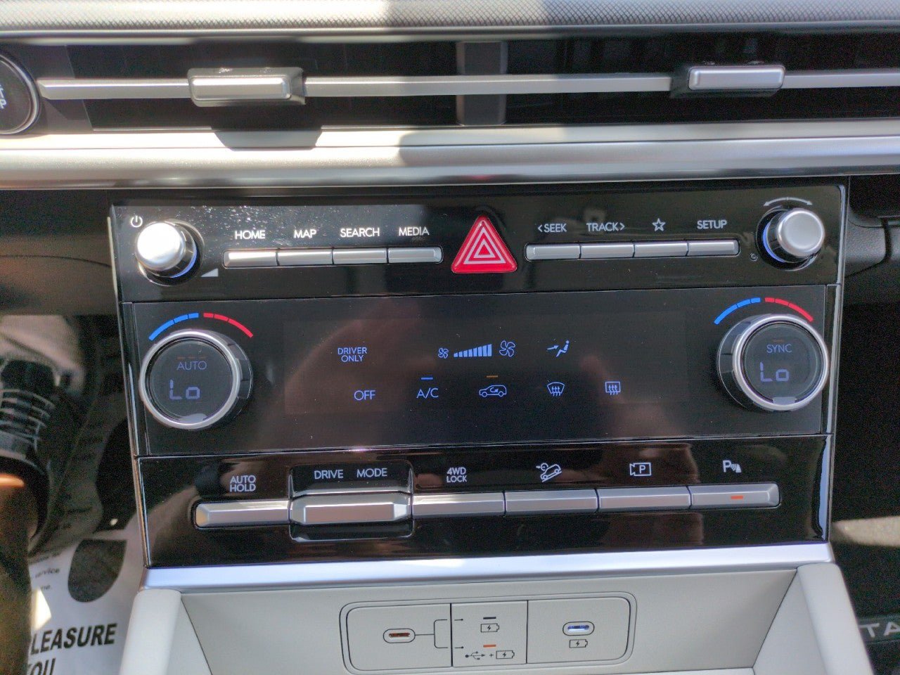 New 2026 Hyundai Santa Fe SE AWD/4WD image 22