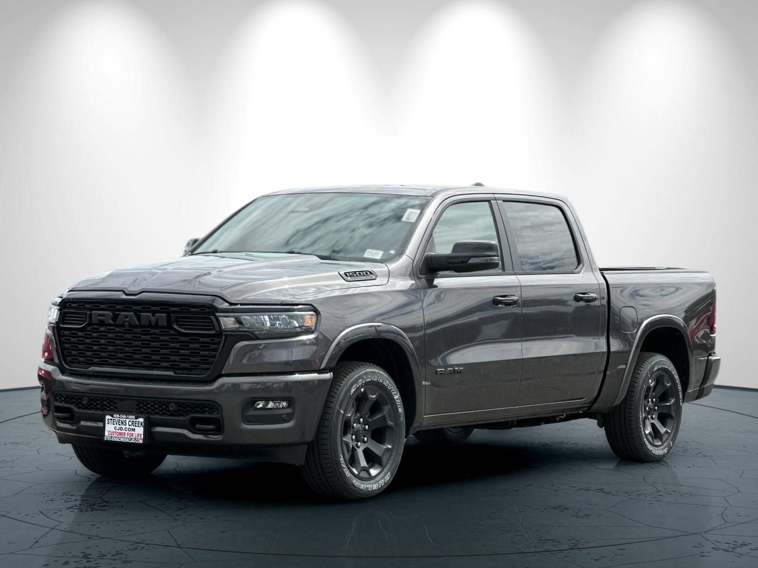 New 2026 RAM 1500 Big Horn w/ Night Edition AWD/4WD image 8