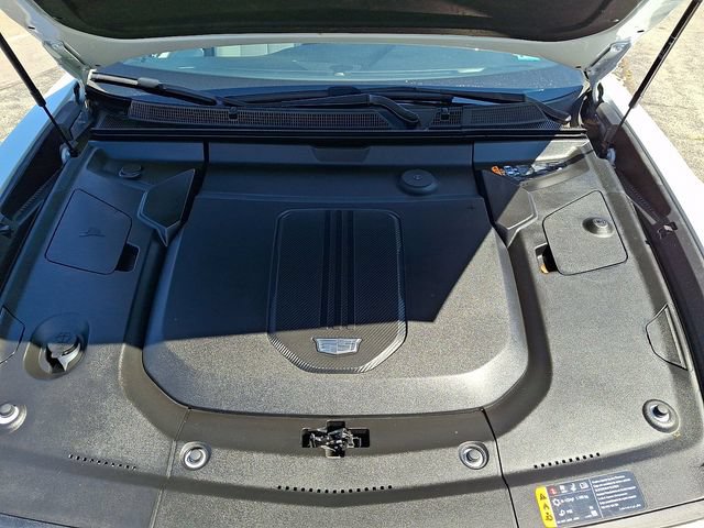 Certified 2024 Cadillac Lyriq Luxury w/ LPO, Floor Liner Package AWD/4WD image 30