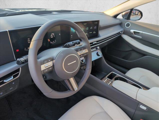 New 2026 Hyundai Sonata SEL image 3