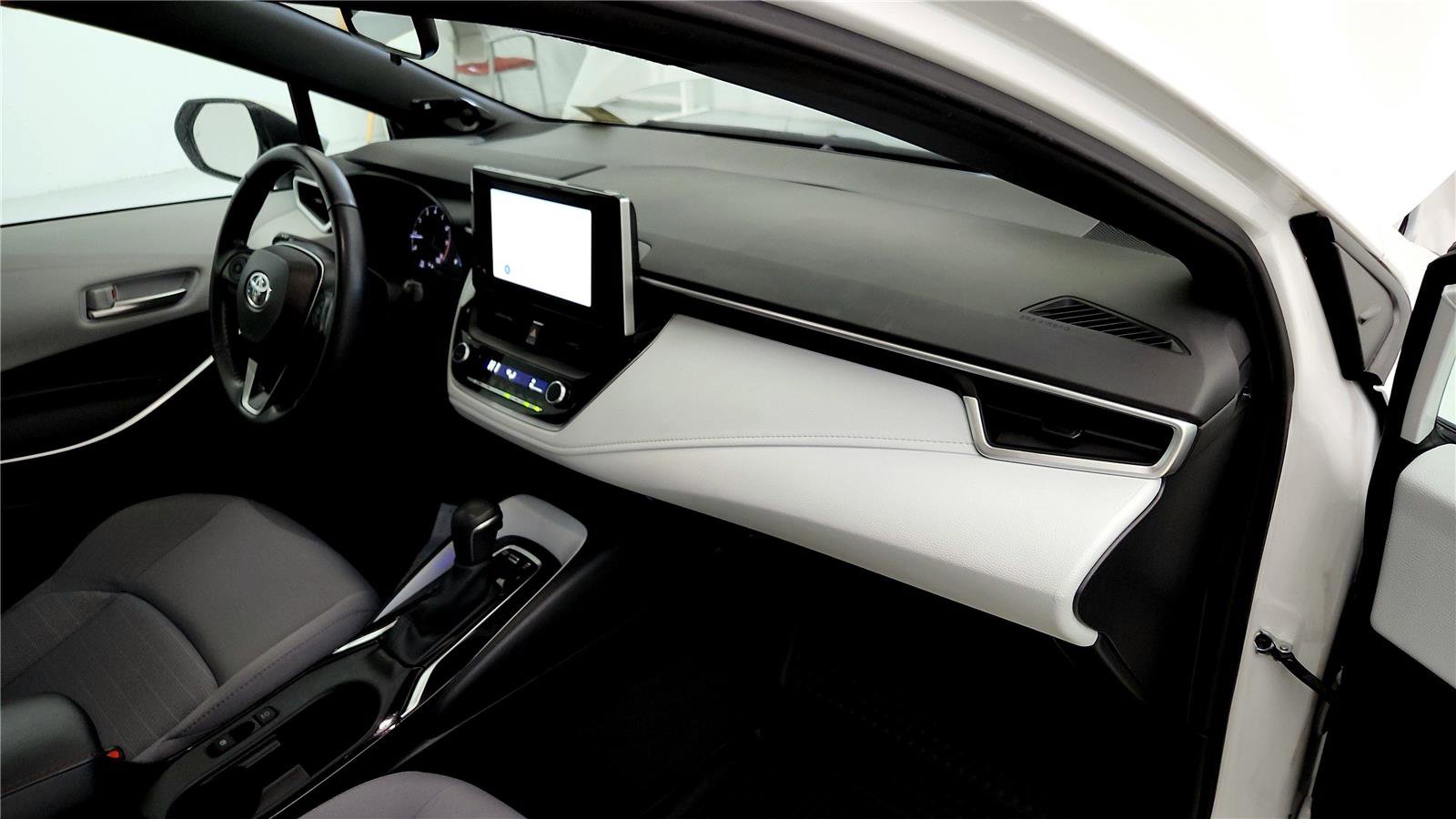 Certified 2023 Toyota Corolla SE w/ SE Premium Package image 41