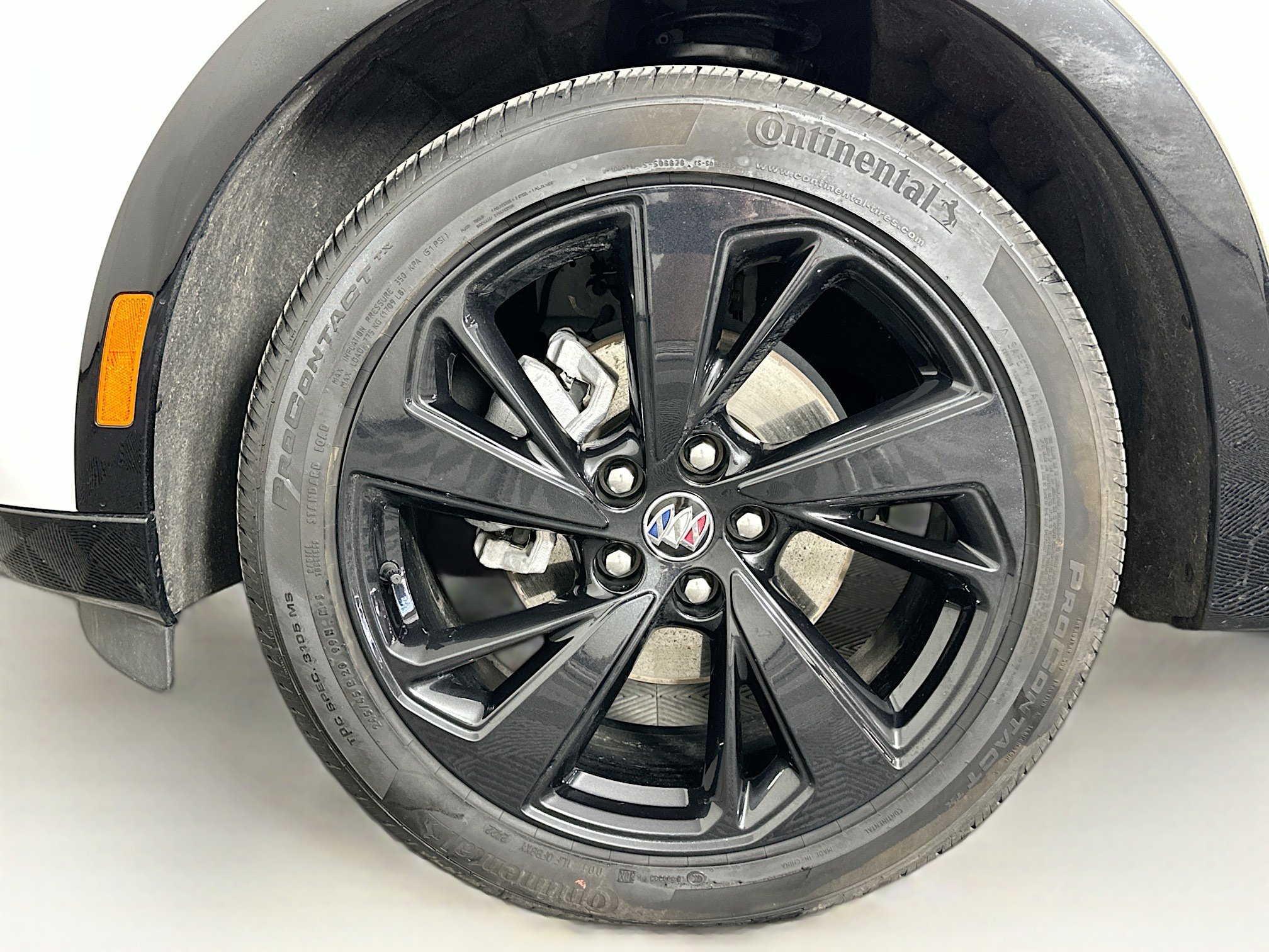 Used 2023 Buick Envision Preferred w/ Sport Touring Package image 11