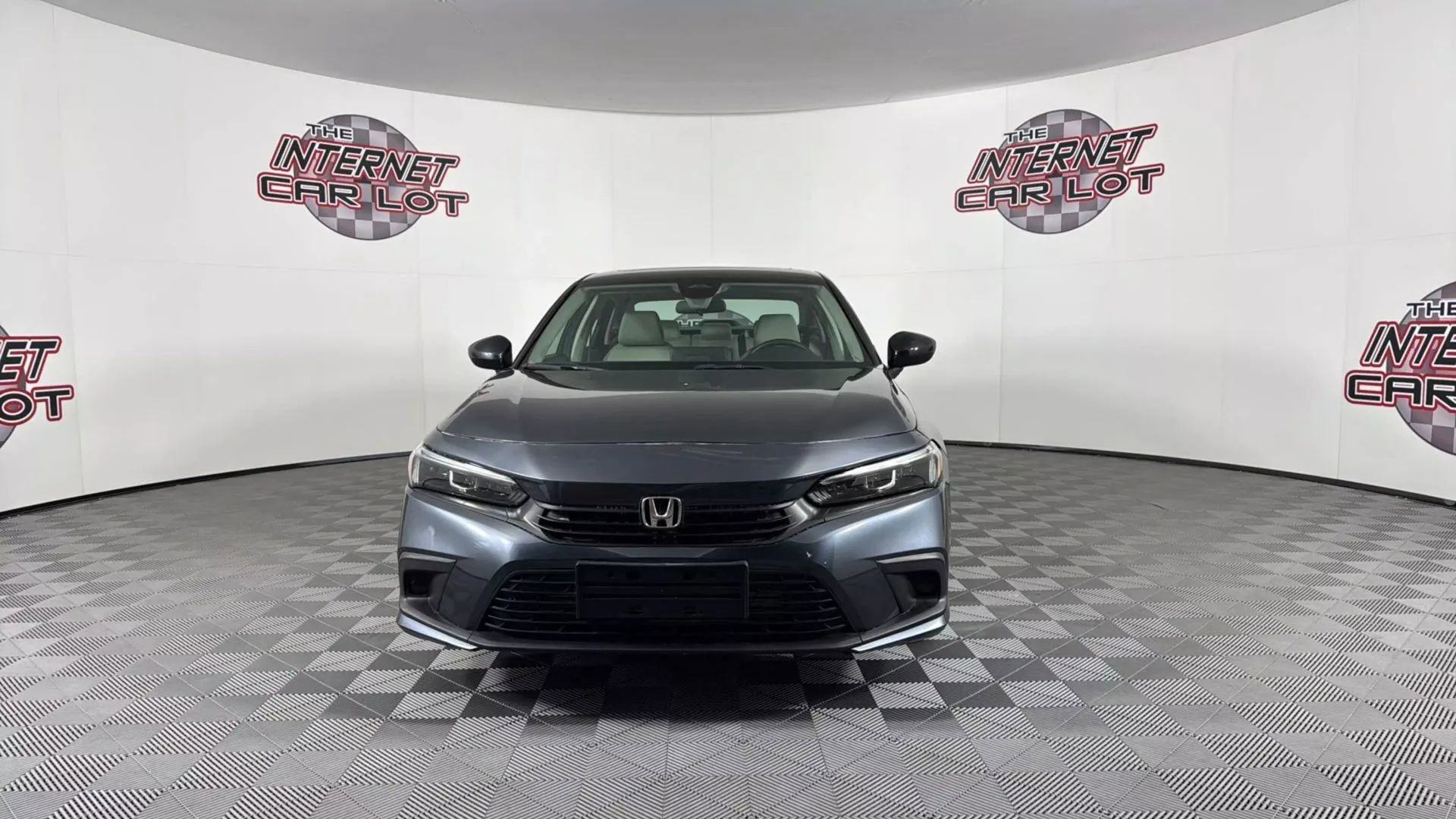 Used 2024 Honda Civic EX image 3