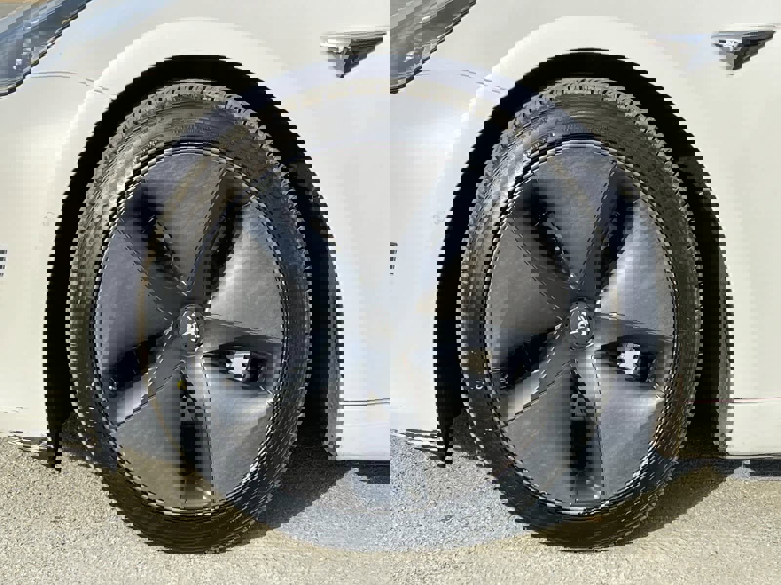 Used 2018 Tesla Model 3 image 25