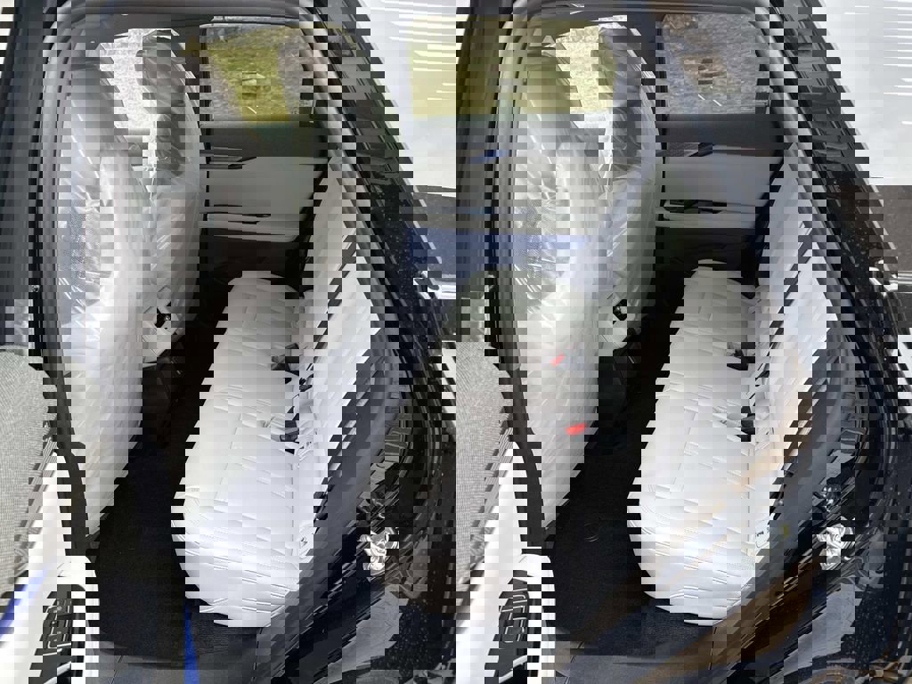 New 2026 Cadillac Optiq Sport 1 AWD/4WD image 9