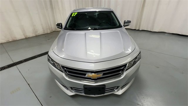 Used 2017 Chevrolet Impala Premier w/ Enhanced Convenience Package image 3