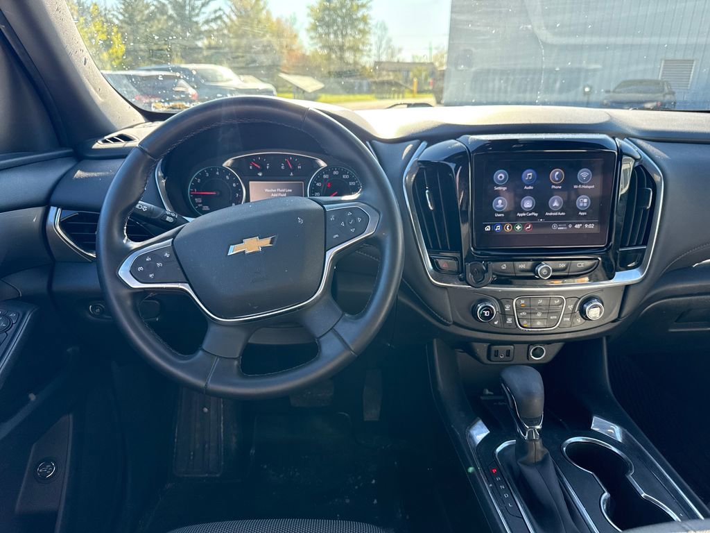 Used 2023 Chevrolet Traverse LT AWD/4WD image 8