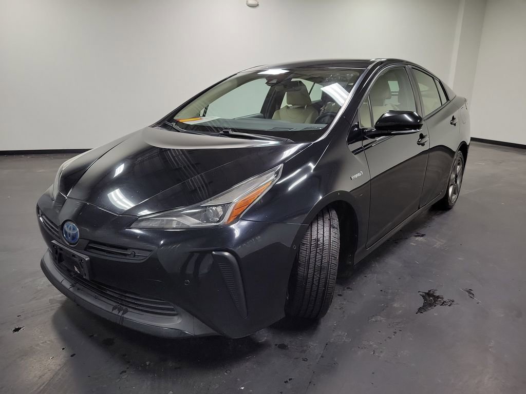 Used 2019 Toyota Prius XLE image 4