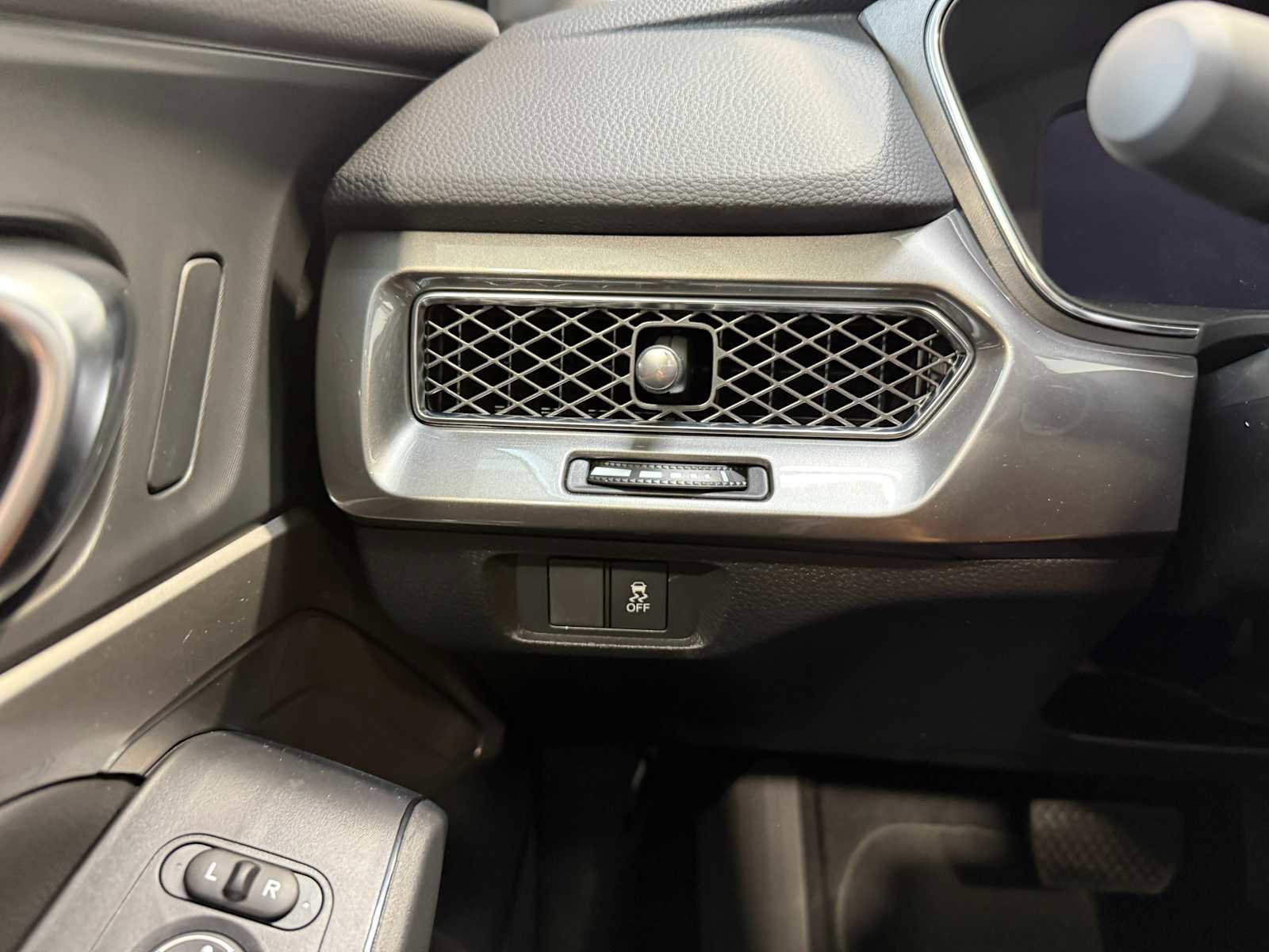 New 2026 Acura Integra image 17